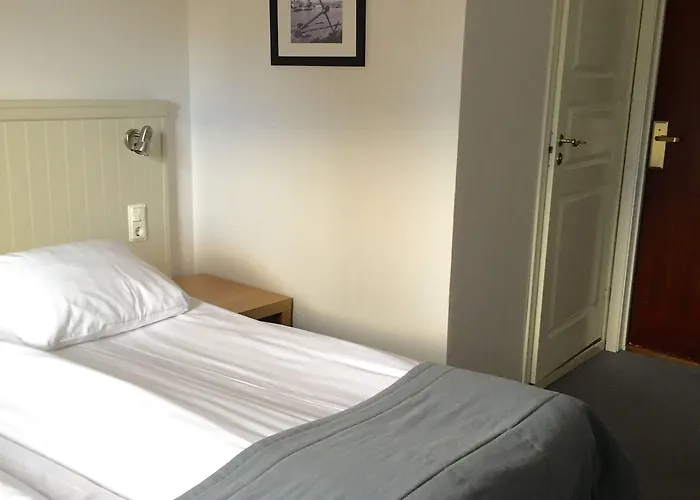 Adels Hotel