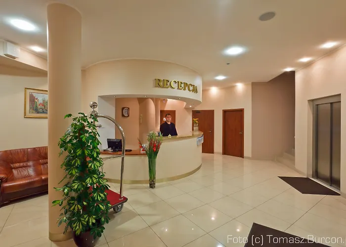 Amber Hotel