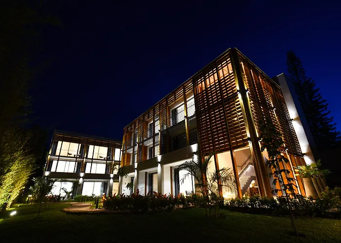 Le Petit Village Boutique Hotel & Spa