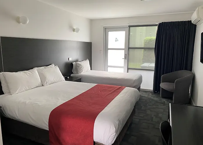 Brighton Hotel Motel