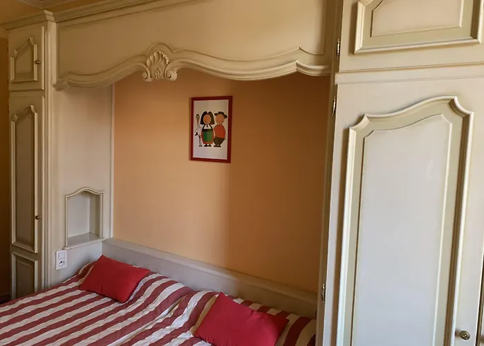 Cit'Hotel Des Vosges - 5 Rue De La Gare