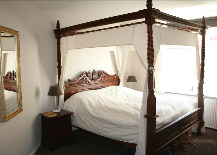 Foldens Hotel