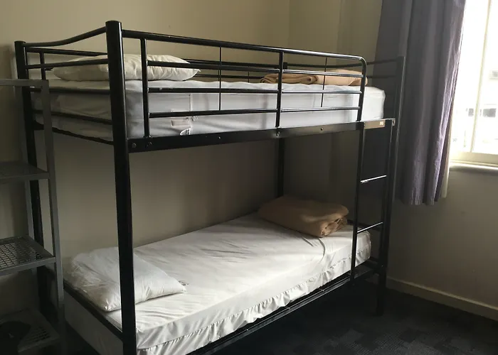 Big Backpackers Hostel