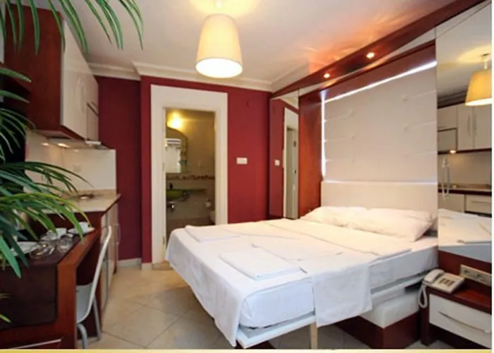 Seahorse Deluxe Hotel