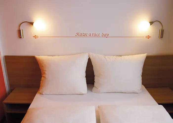 Orange Hotel und Apartments