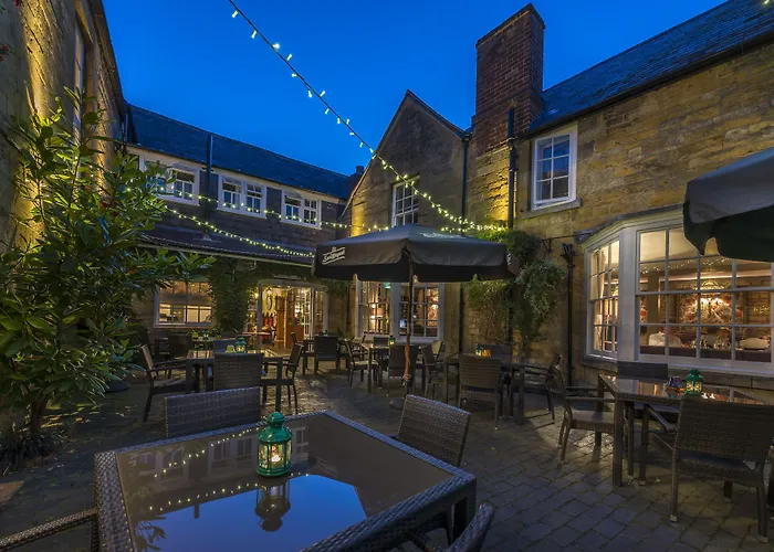 The White Hart Royal, Moreton-In-Marsh, Cotswolds - The Coaching Inn Group