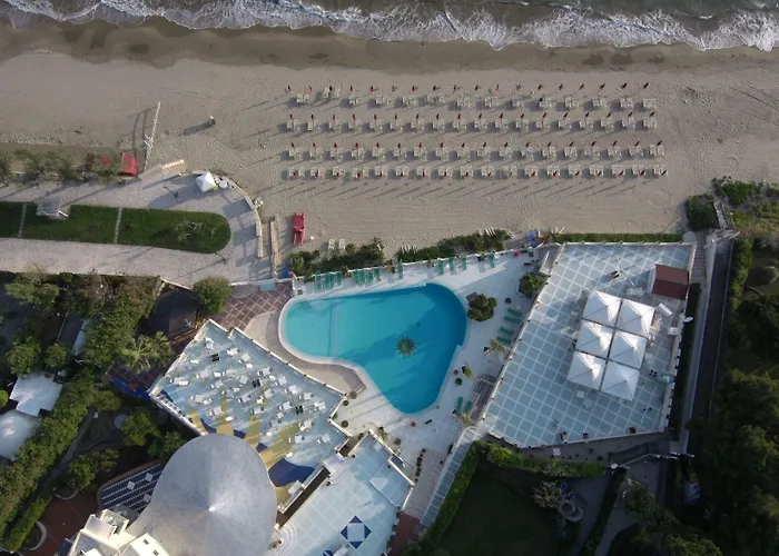 Hotel La Playa