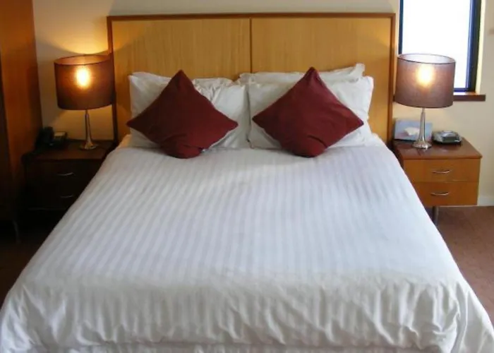 Ocean Beach Hotel