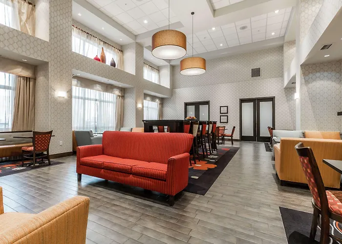 Hampton Inn & Suites By Hilton Lethbridge