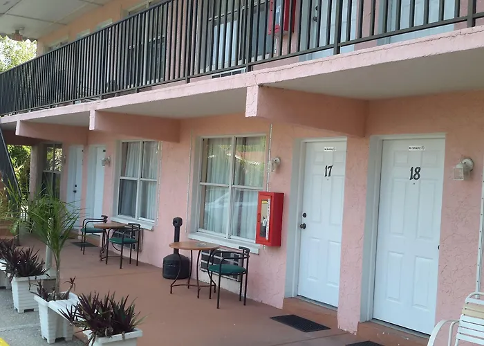Conty'S Motel