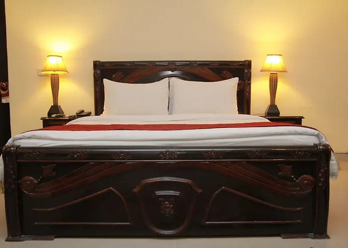 Hotel One Lalazar Multan