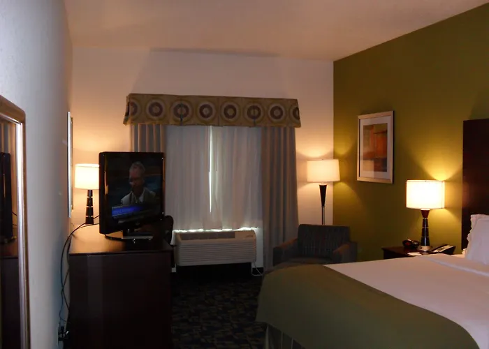 Holiday Inn Express And Suites Urbandale Des Moines By Ihg