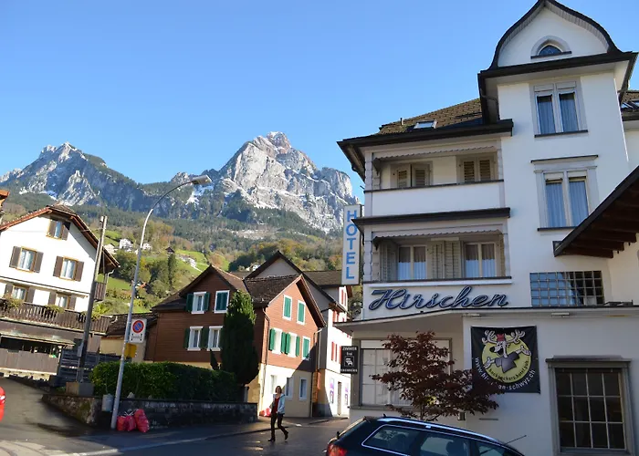 Hirschen Backpacker-Hotel & Pub