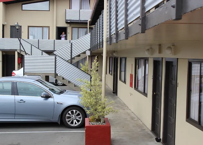 Townsman Motor Lodge