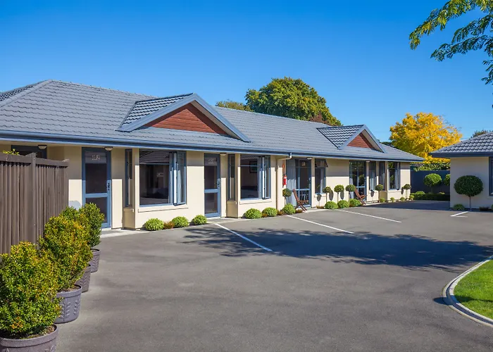 Centre Court Motel