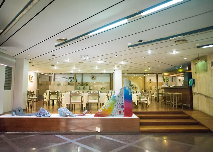 Alkazar Hotel