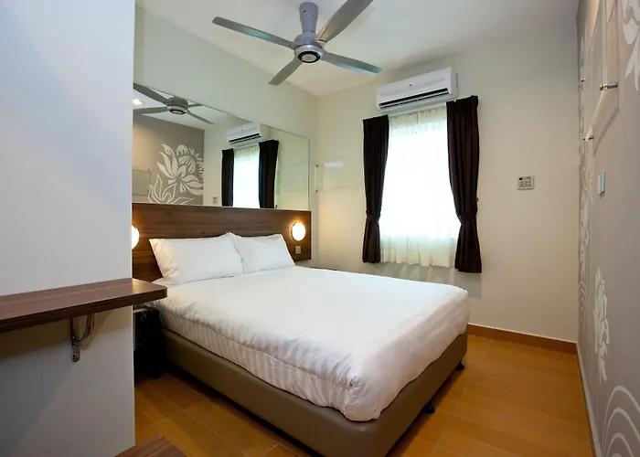 Tune Hotel - Kota Bharu City Centre