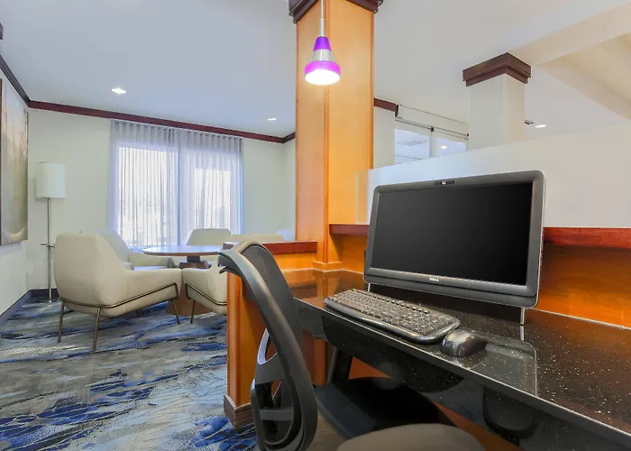 Fairfield Inn & Suites By Marriott Mahwah