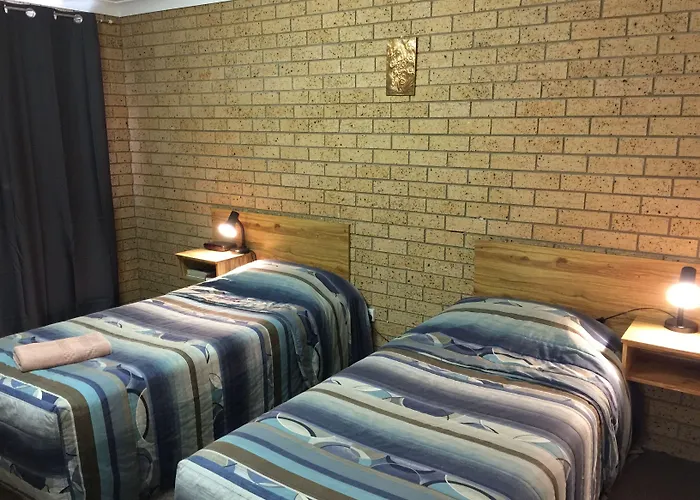 Three Ways Motel