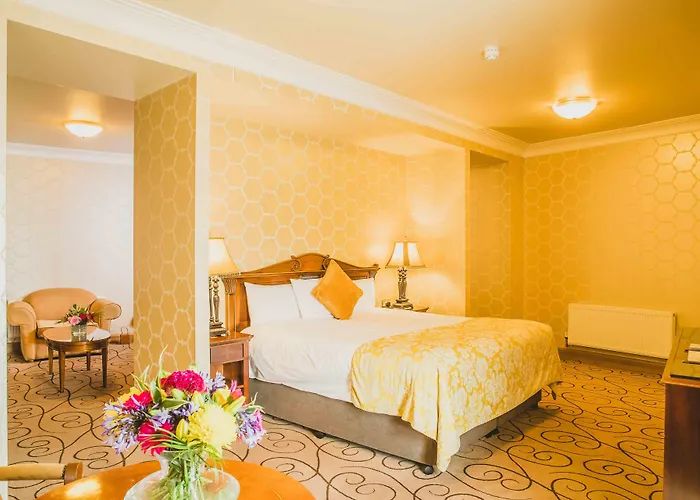 Lawlors Hotel