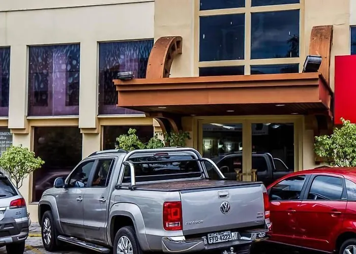 Sakr Hotel