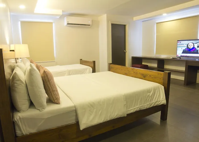 Nichols Airport Hotel