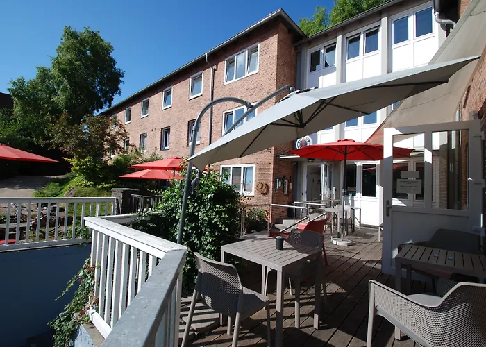 Flensbed Hotel & Hostel