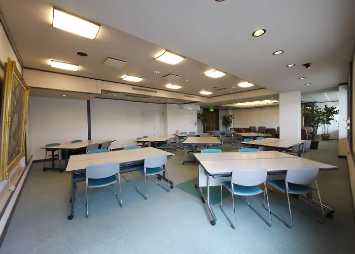Hotel Route-Inn Ueda -Kokudou 18 Gou-