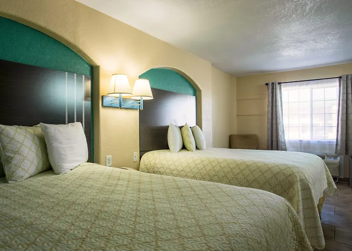 Pinn Road Inn And Suites Lackland Afb And Seaworld