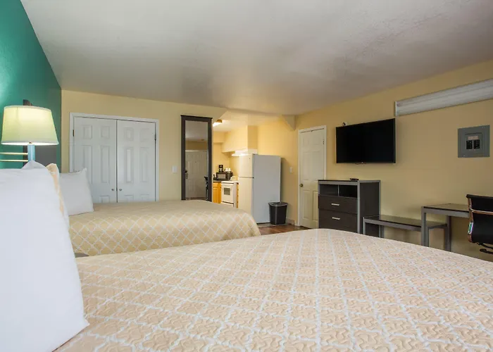 Pinn Road Inn And Suites Lackland Afb And Seaworld