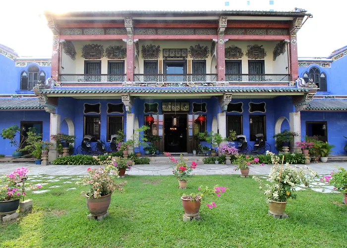 Cheong Fatt Tze - The Blue Mansion
