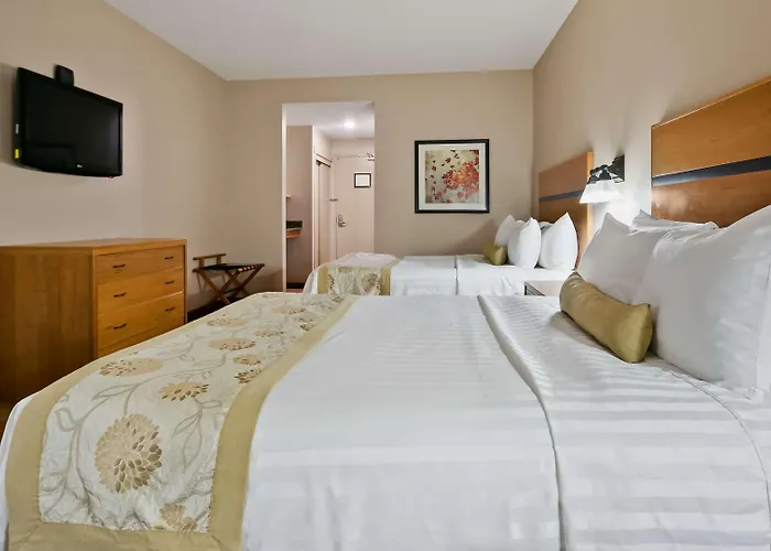 Best Western Plus Chateau Inn Sylvan Lake