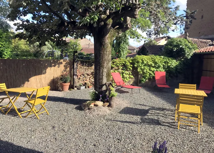 Logis Hotel L'Occitan 2 Etoiles