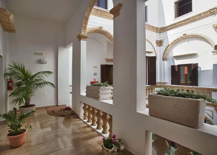 Al Pescatore Hotel & Restaurant