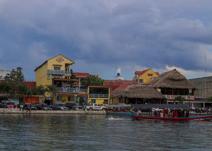 Hotel Casona De La Isla