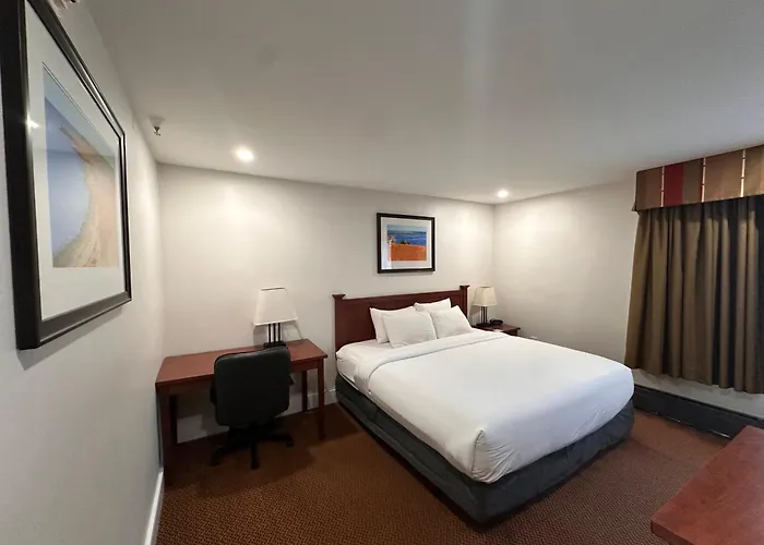 Charlottetown Inn & Conference Centre