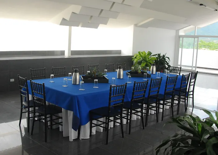 Hotel Galerias Hn