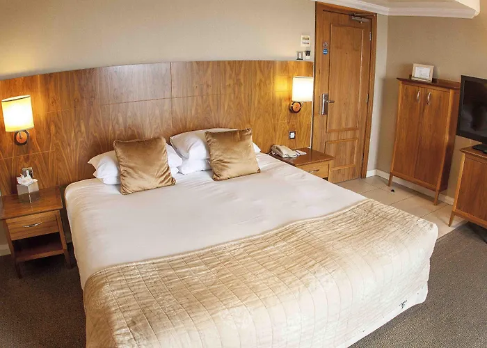 Harbour Heights Hotel