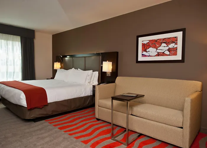 Holiday Inn Express & Suites Columbus - Easton Area By Ihg