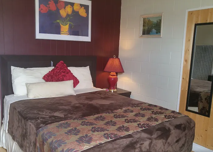 West Castle Motel