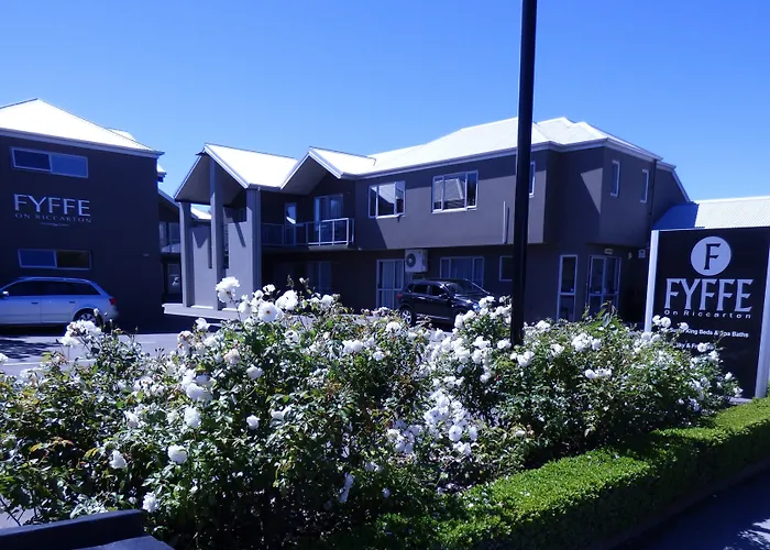 Fyffe On Riccarton