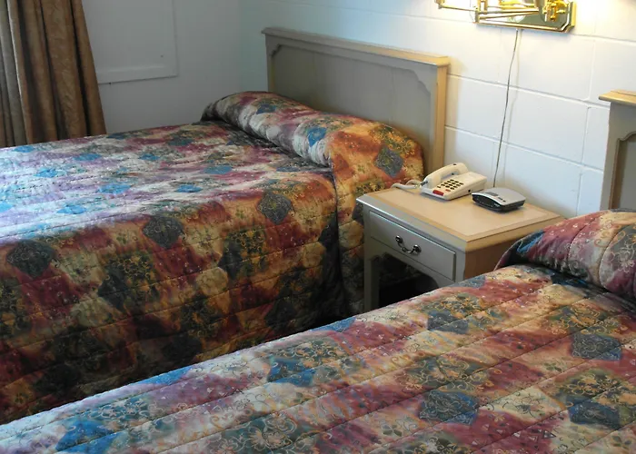 Arnprior Motor Inn
