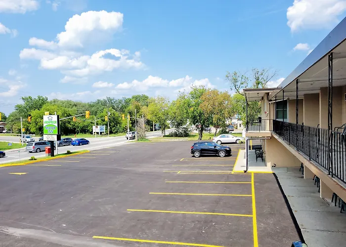 Arnprior Motor Inn