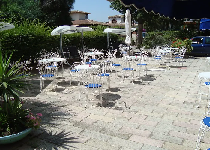 Hotel Sandalyon