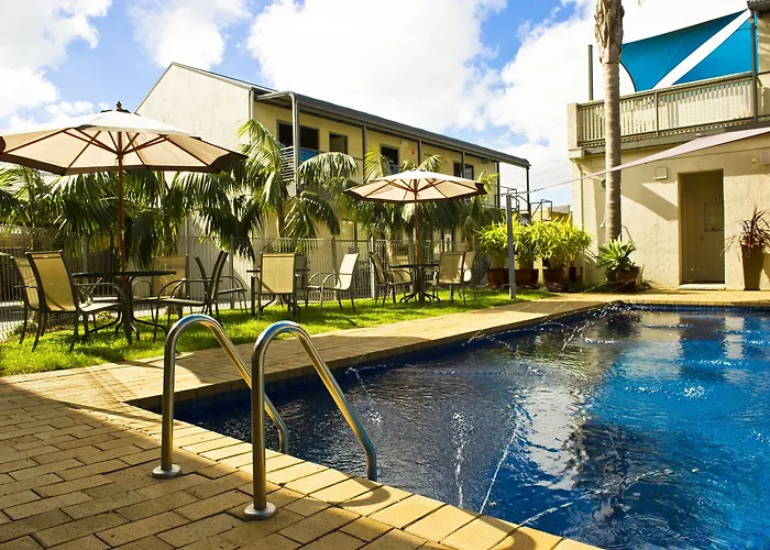 Moonlight Bay Apartments