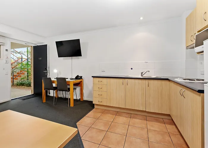Browns Plains Motor Inn