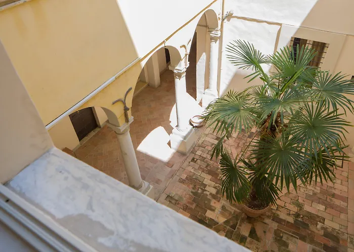 Palazzo Rotati