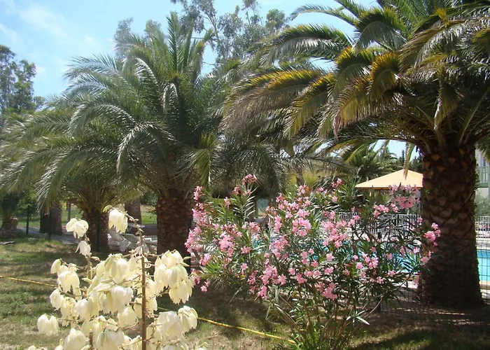 Tropic Hotel