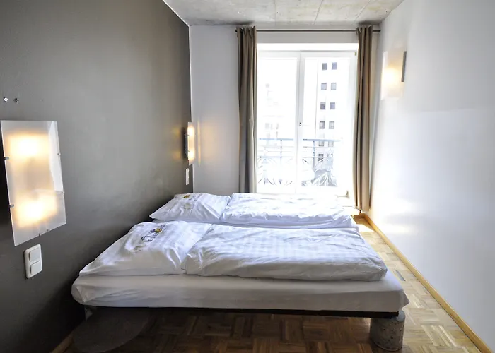 Five Elements Hostel And Capsules Frankfurt