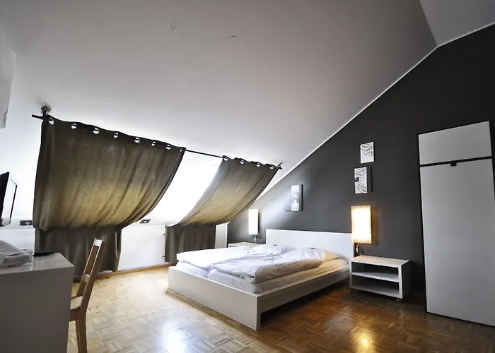 Five Elements Hostel And Capsules Frankfurt
